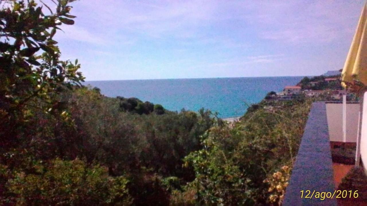 Il Capriolo Panzió Celle Ligure Kültér fotó